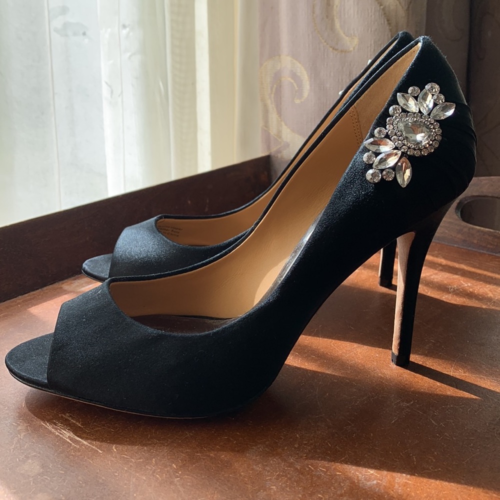 Badgley Mischka Peeptoe Satin Pumps 6 1/2